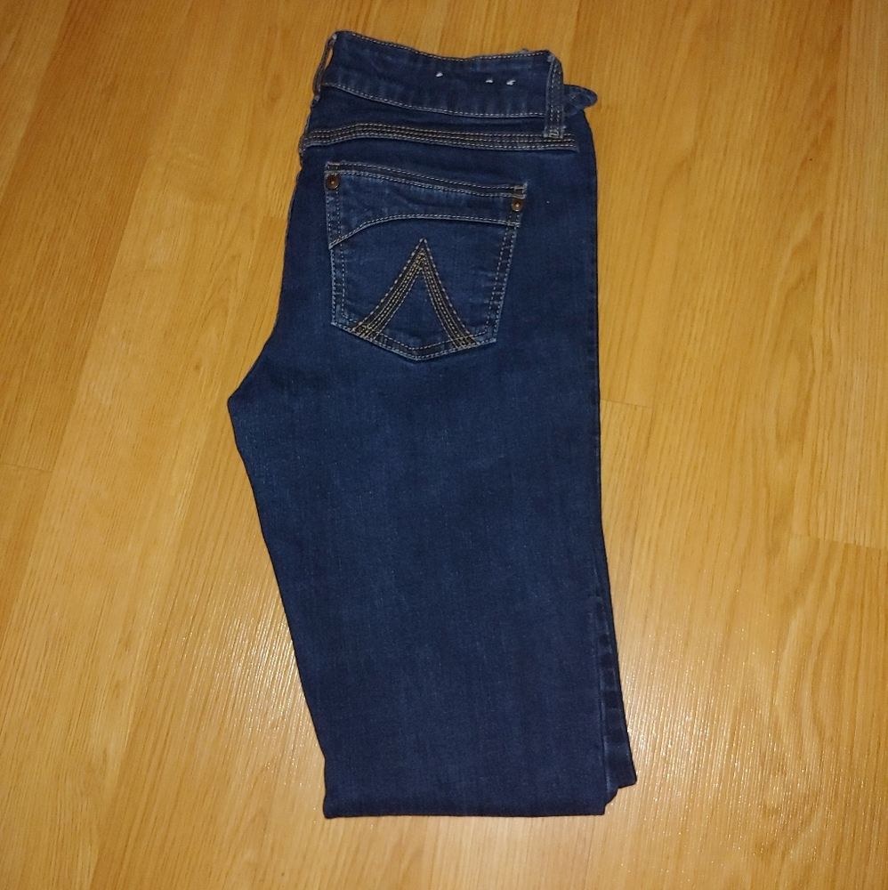 Delia's Morgan jeans
